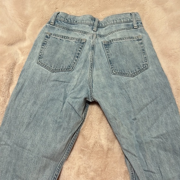 GAP Mom Jeans - Picture 2 of 2